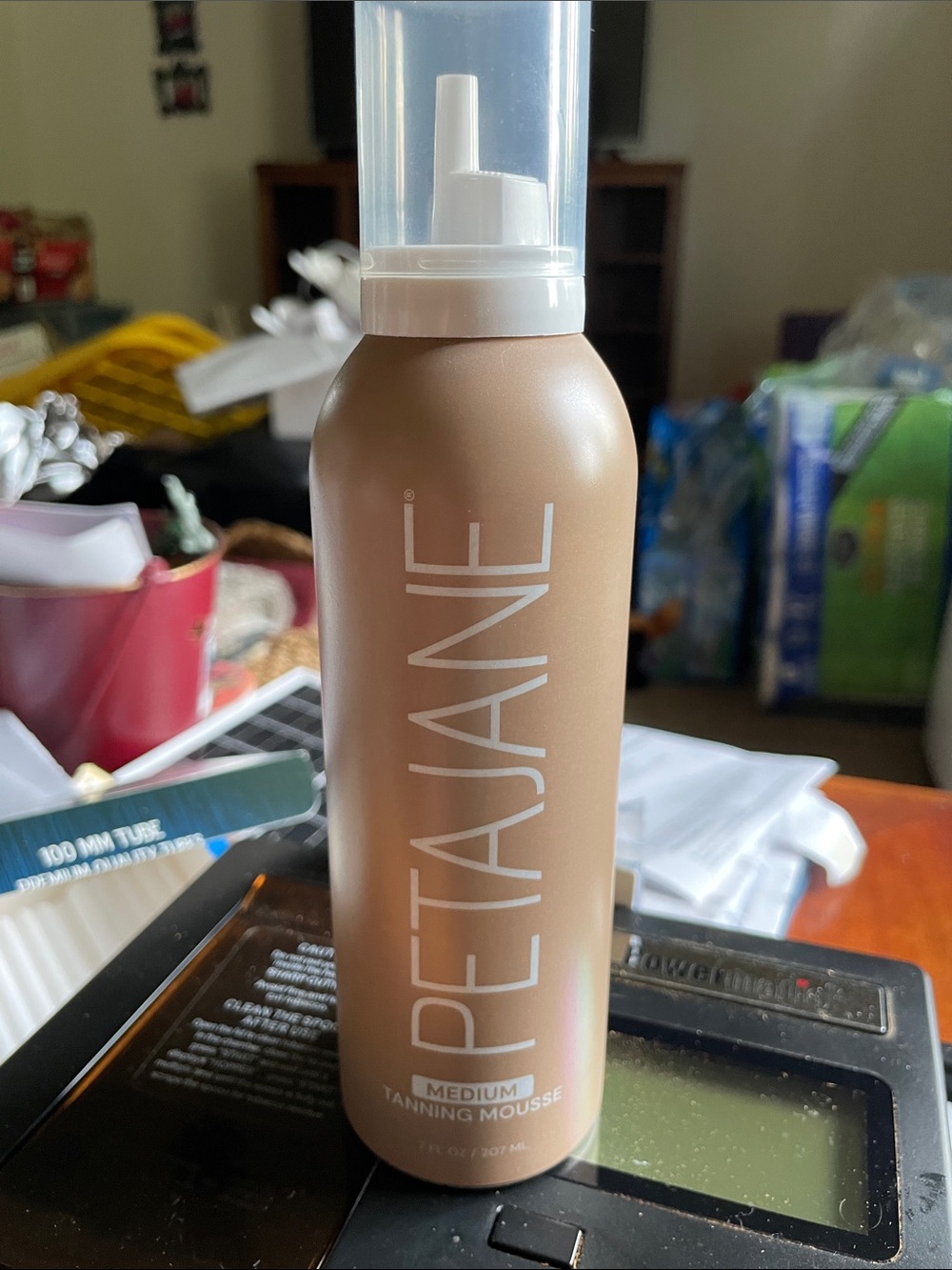 Petajane tanning mouse 7 oz. Medium tint